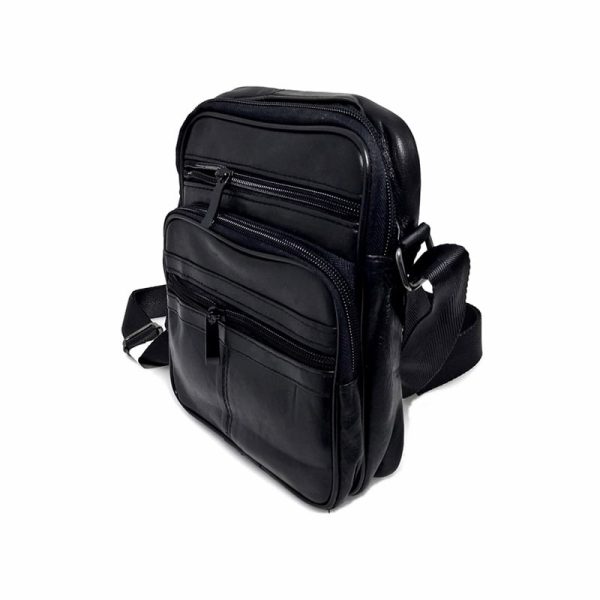 Borseta barbateasca de umar,din piele naturala, neagra, 19/16 cm, Magrot 215