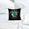 Perna cu imprimeu Skoda, fata detasabila si burduf 45 x 45 Magrot 20312 negru